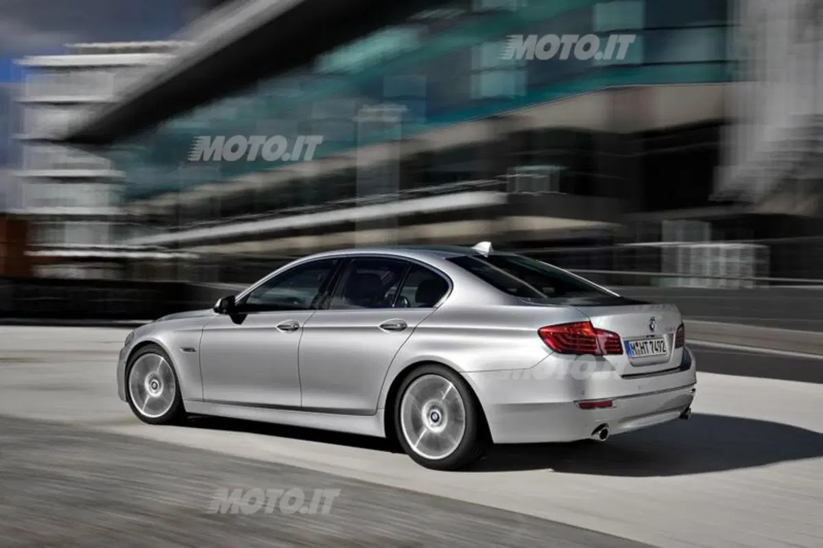 BMW Serie 5 restyling: prime immagini e informazioni ufficiali (13)