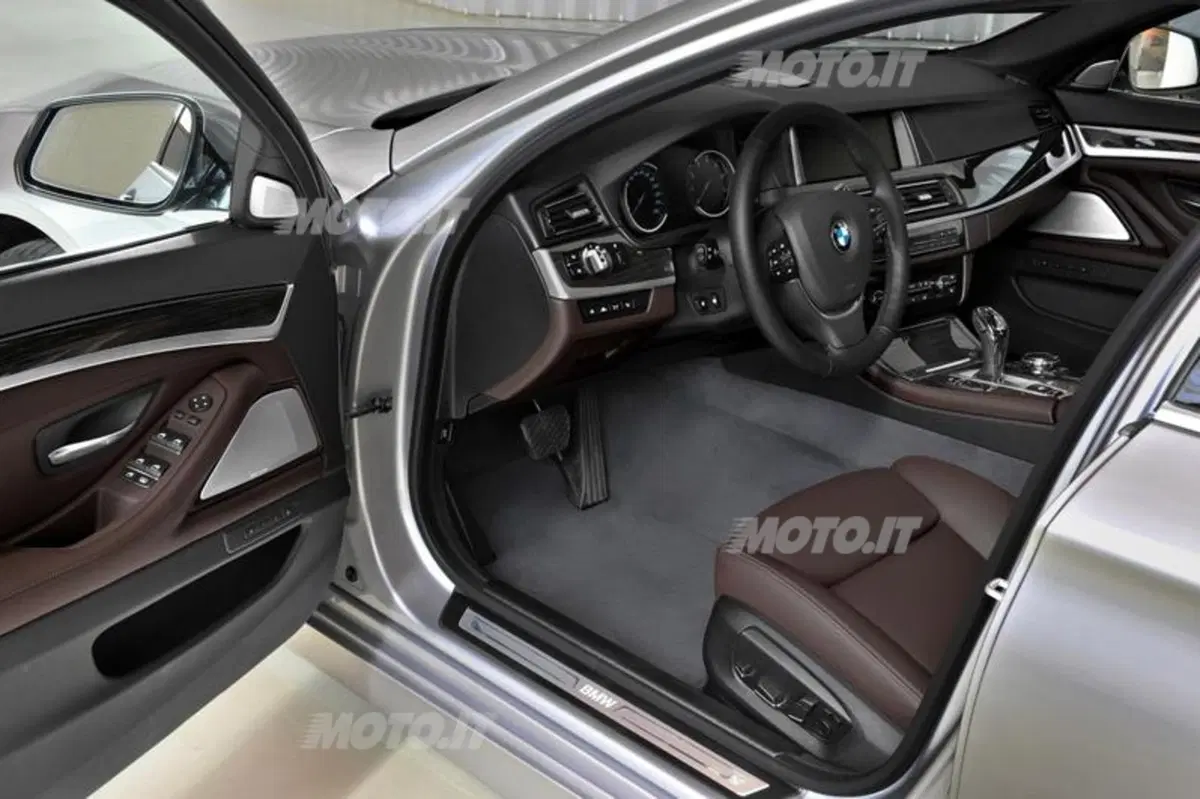 BMW Serie 5 restyling: prime immagini e informazioni ufficiali (35)