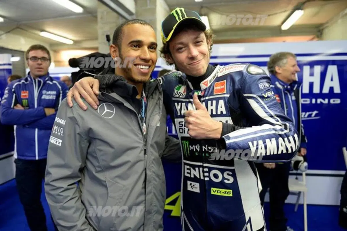 Lewis Hamilton incontra Valentino Rossi e Jorge Lorenzo a Le Mans