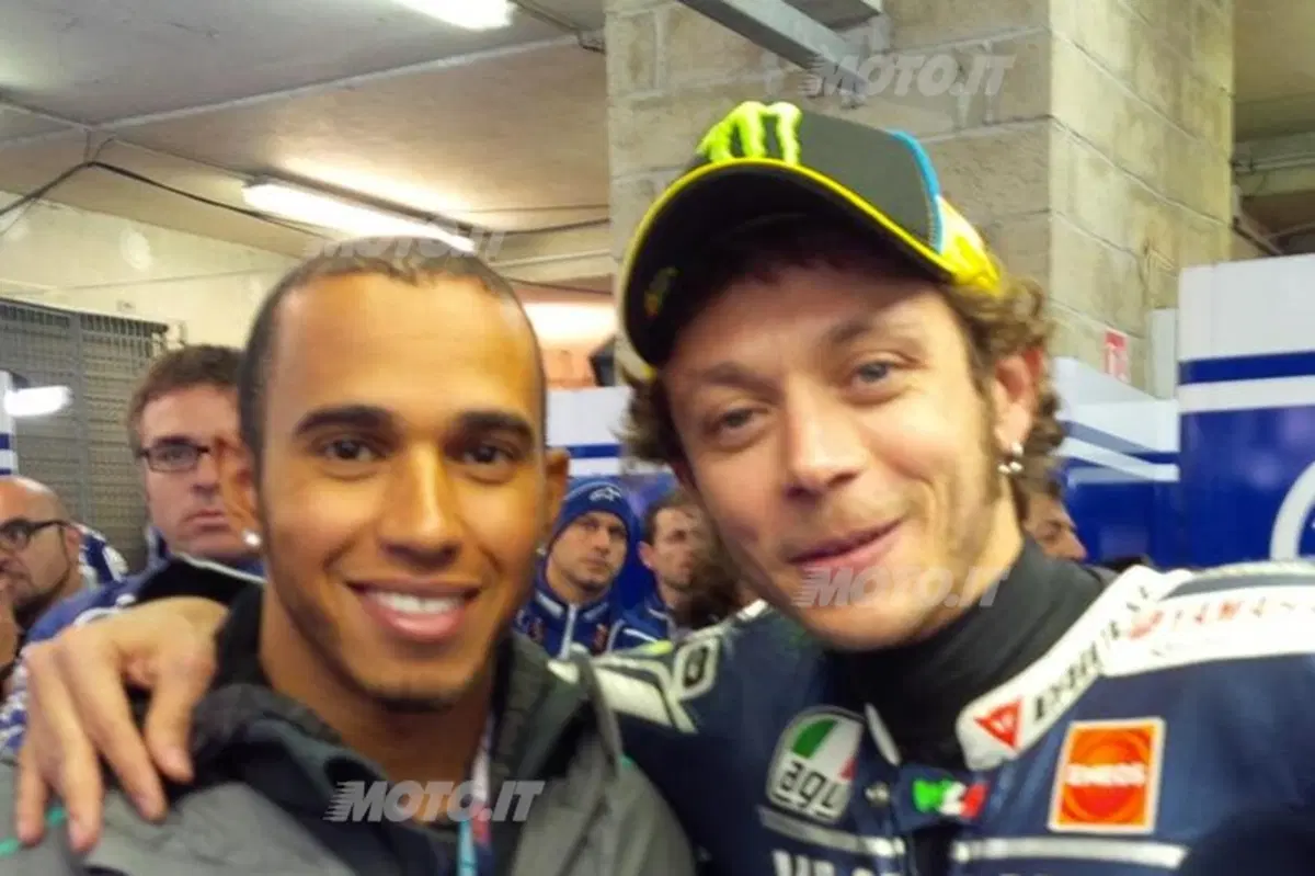 Lewis Hamilton incontra Valentino Rossi e Jorge Lorenzo a Le Mans (3)