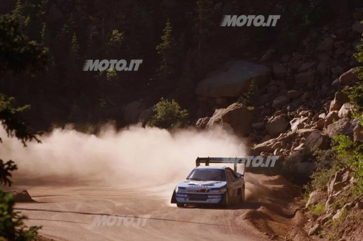 Peugeot 405 T16 Pikes Peak: rimasterizzato in HD lo storico video con Ari Vatanen (3)