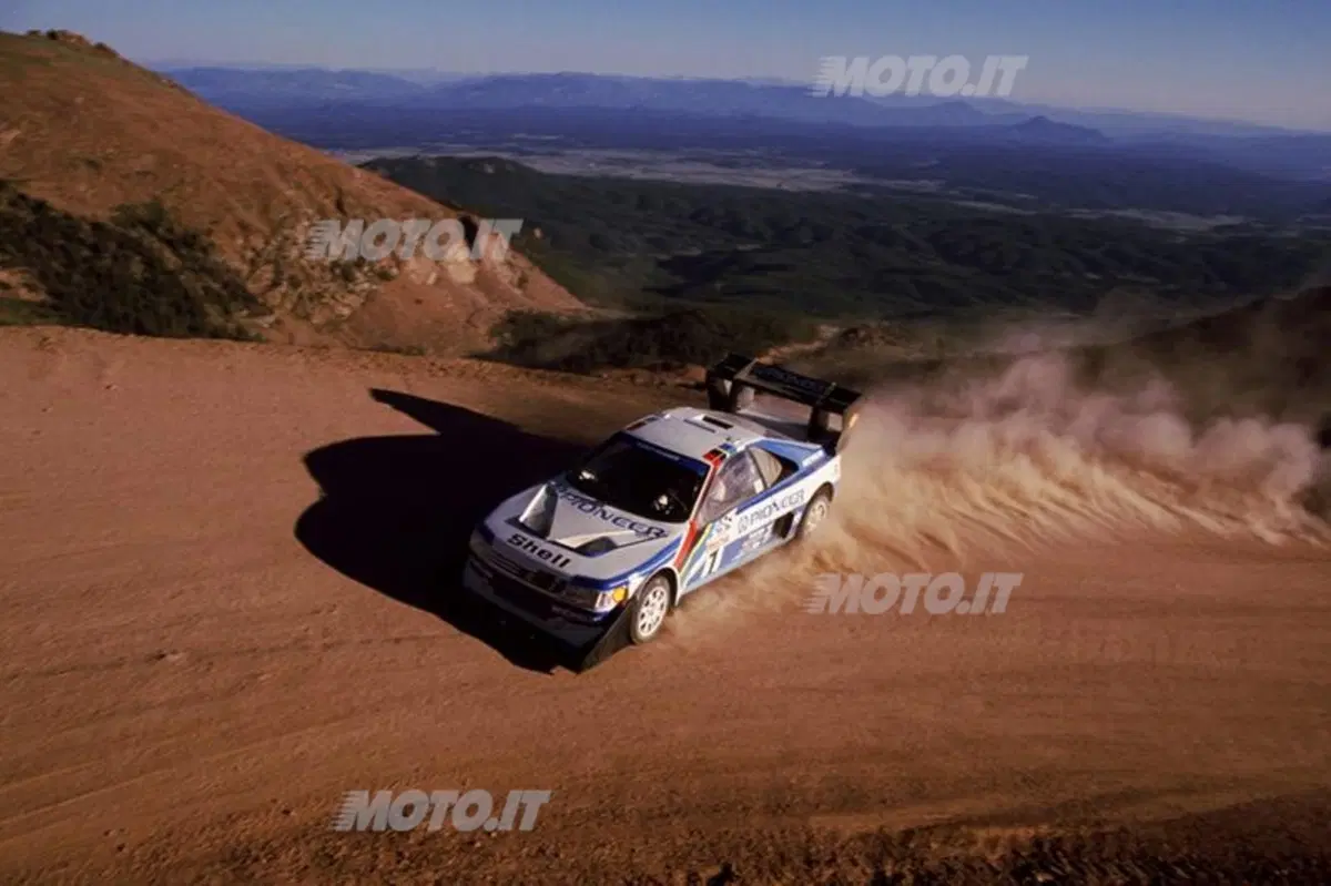 Peugeot 405 T16 Pikes Peak: rimasterizzato in HD lo storico video con Ari Vatanen (4)