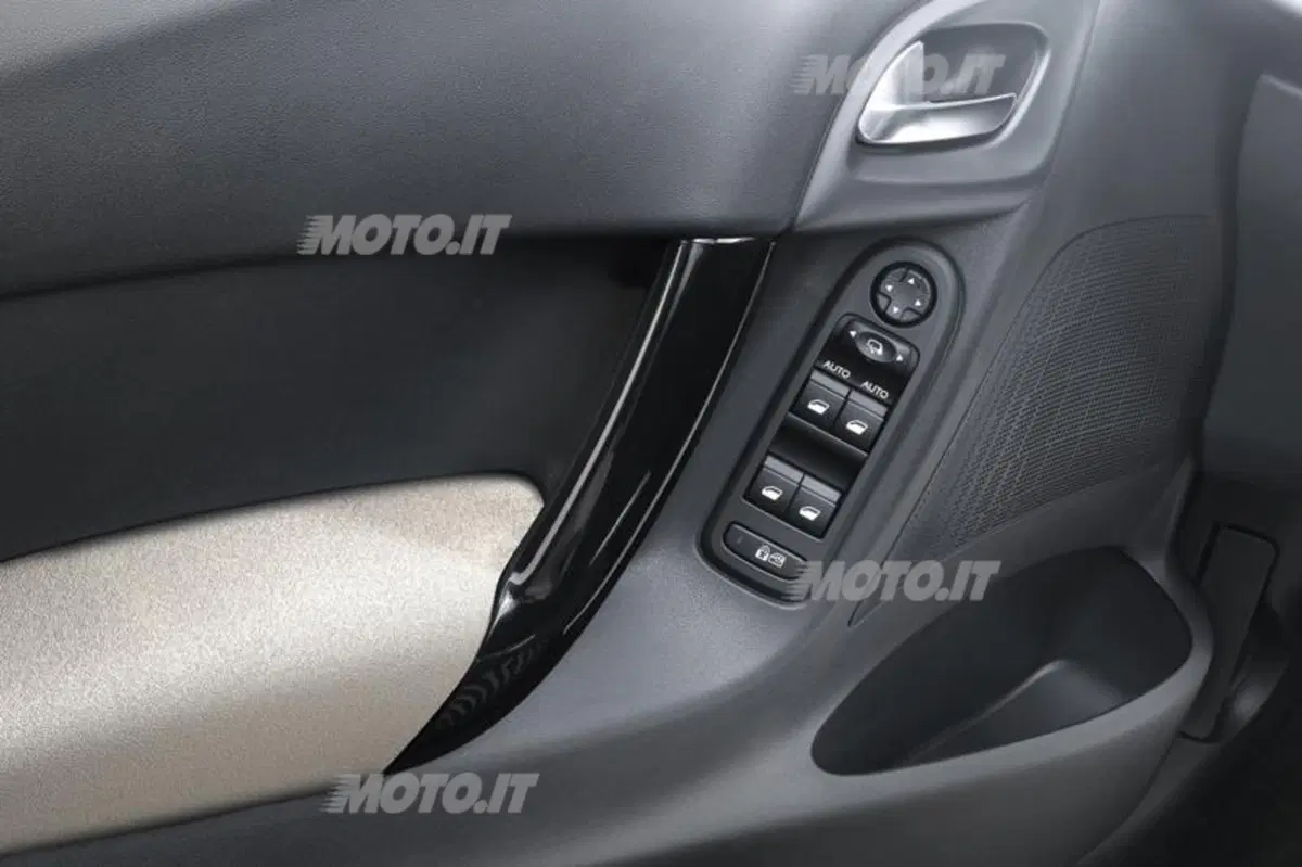 Citroen C3 2013 (29)