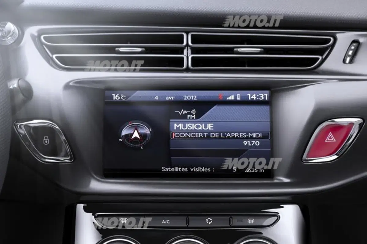 Citroen C3 2013 (32)