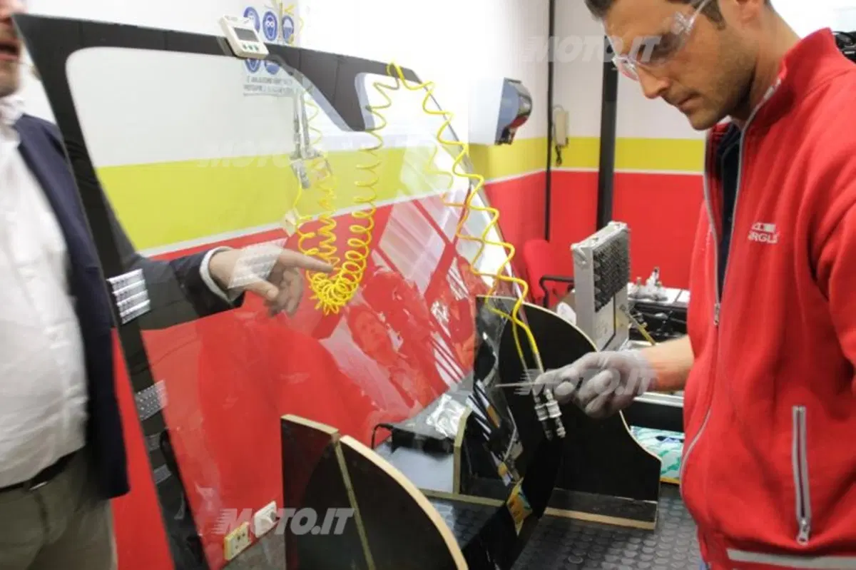 Carglass: i segreti dietro alla riparazione e alla sostituzione di un vetro (4)