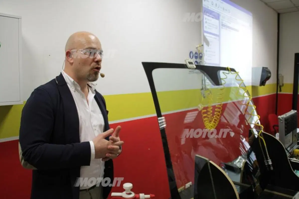 Carglass: i segreti dietro alla riparazione e alla sostituzione di un vetro (7)
