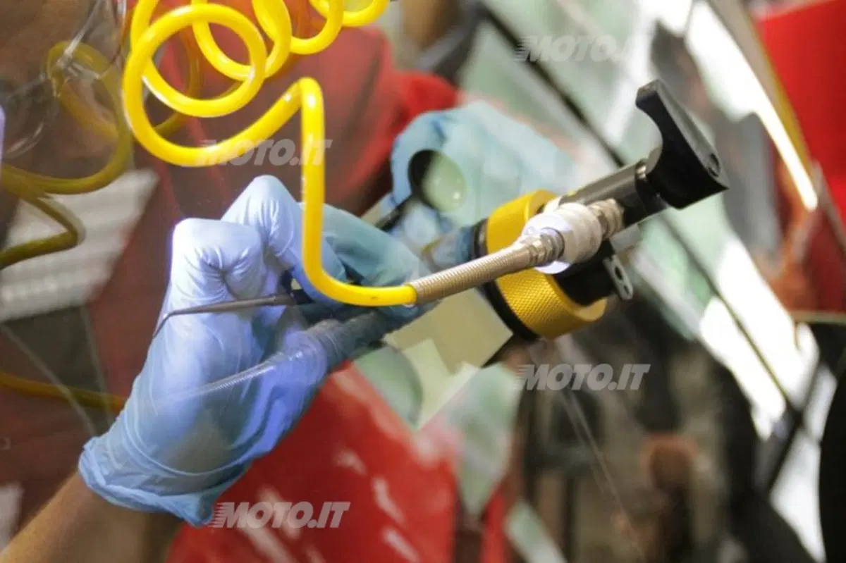 Carglass: i segreti dietro alla riparazione e alla sostituzione di un vetro (16)