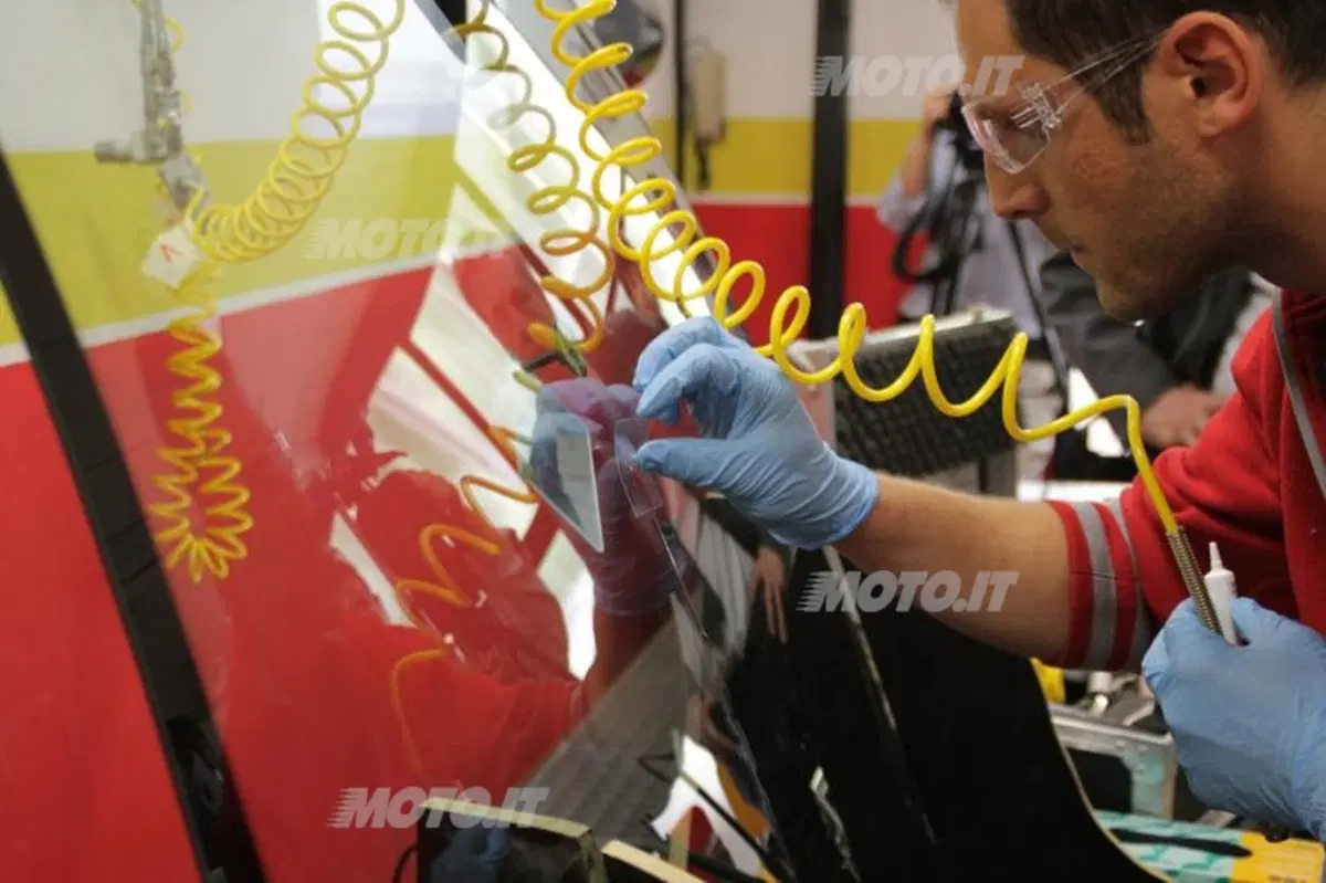 Carglass: i segreti dietro alla riparazione e alla sostituzione di un vetro (17)