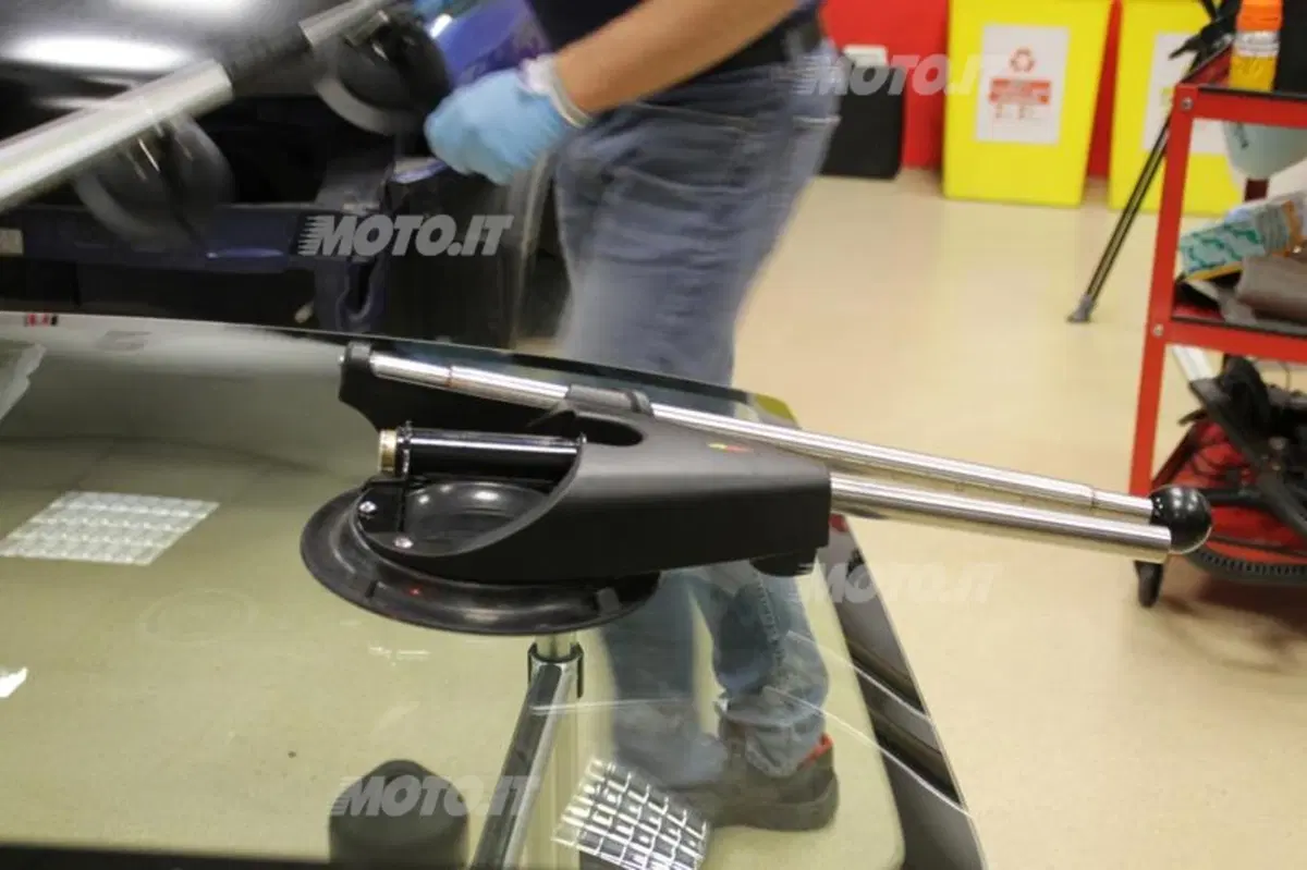 Carglass: i segreti dietro alla riparazione e alla sostituzione di un vetro (41)