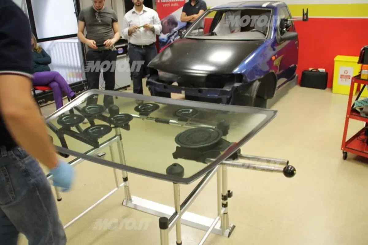 Carglass: i segreti dietro alla riparazione e alla sostituzione di un vetro (44)