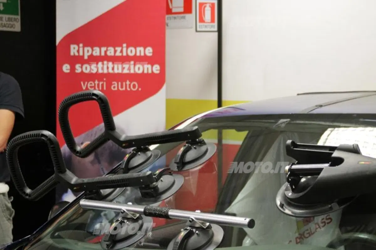 Carglass: i segreti dietro alla riparazione e alla sostituzione di un vetro (50)