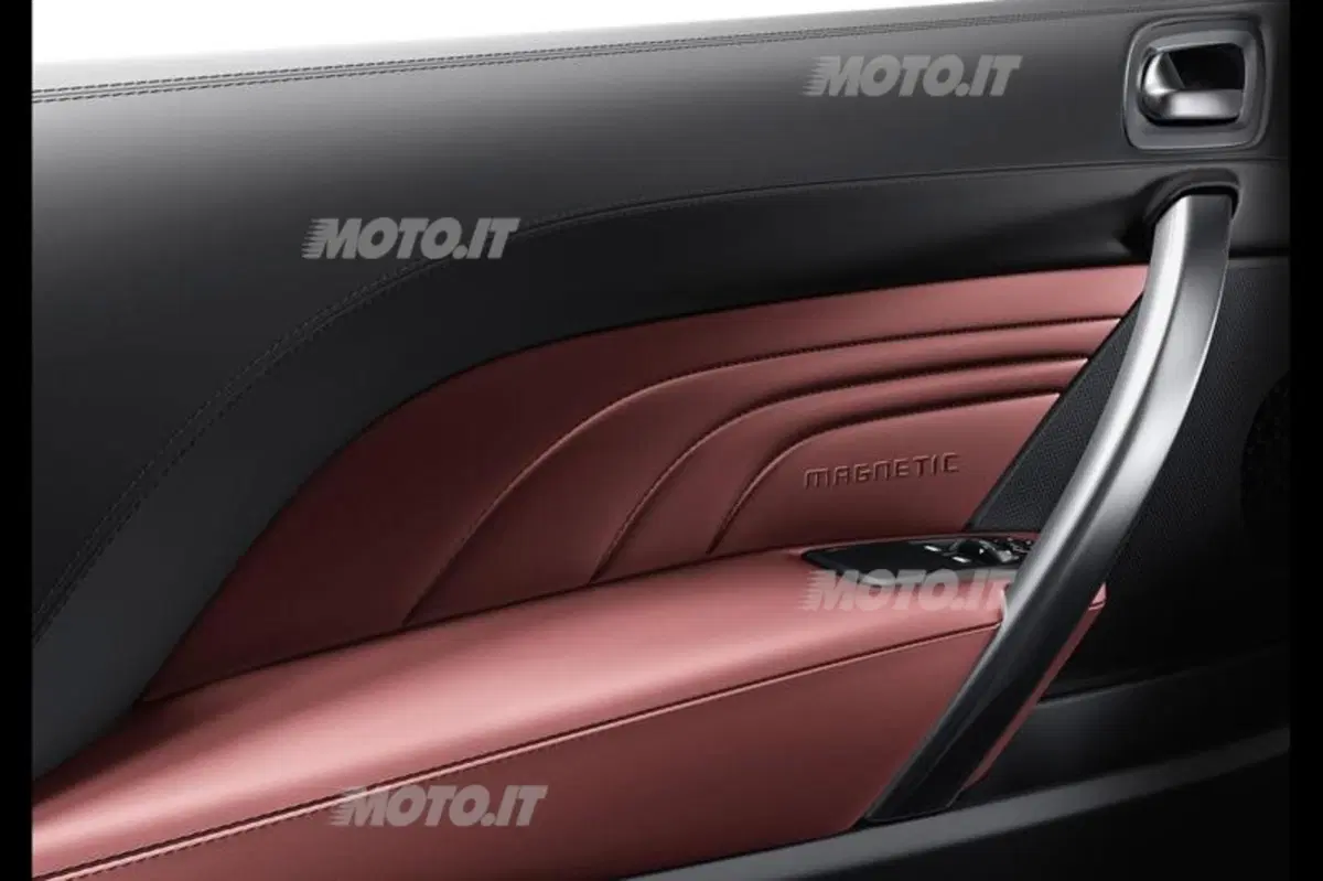 Peugeot RCZ Magnetic Edition: edizione limitata per l'Inghilterra (8)