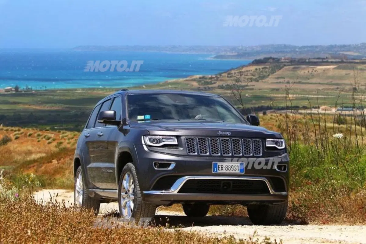 Jeep Grand Cherokee (3)