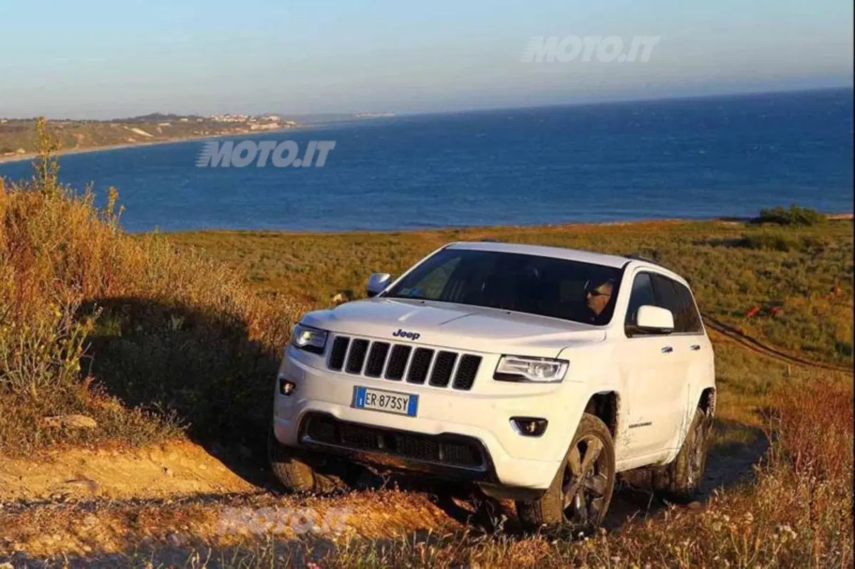 Jeep Grand Cherokee (4)