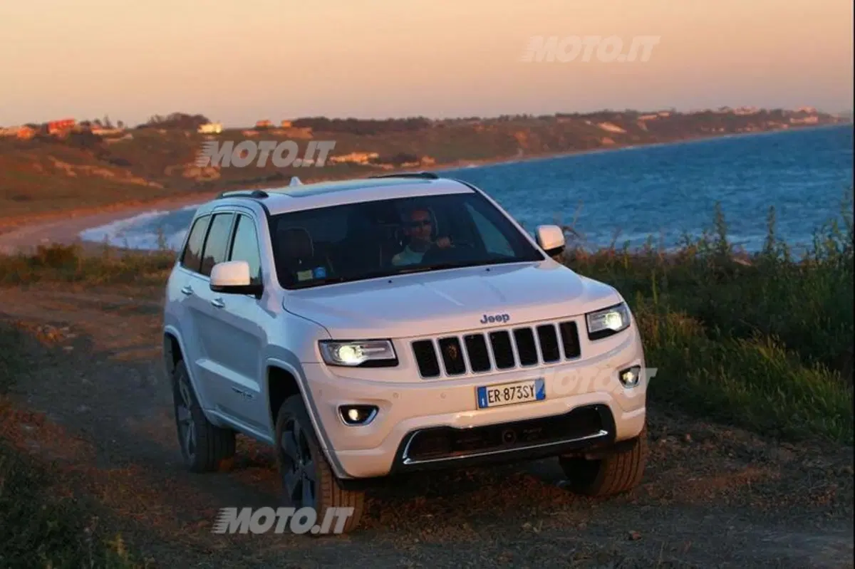 Jeep Grand Cherokee (5)
