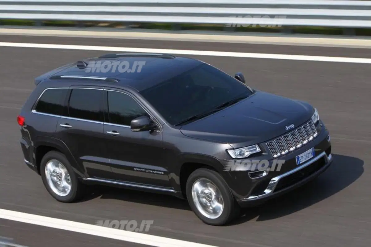 Jeep Grand Cherokee (11)