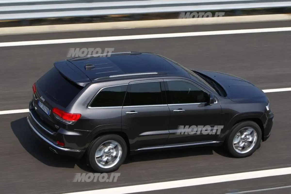 Jeep Grand Cherokee (12)
