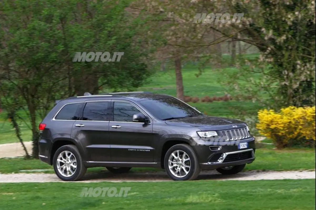 Jeep Grand Cherokee (20)