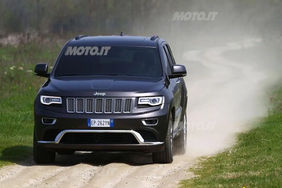 Jeep Grand Cherokee (21)