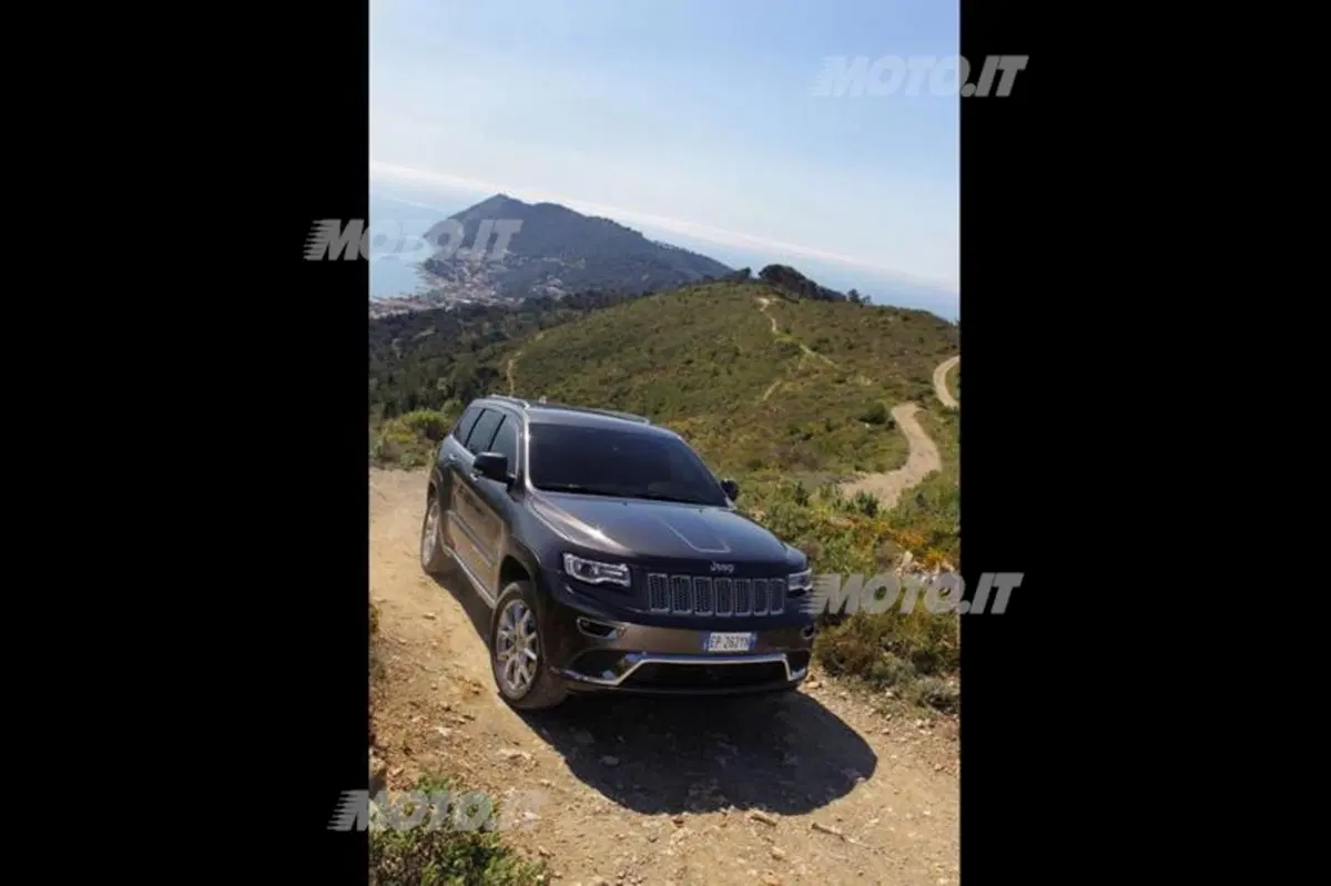 Jeep Grand Cherokee (24)