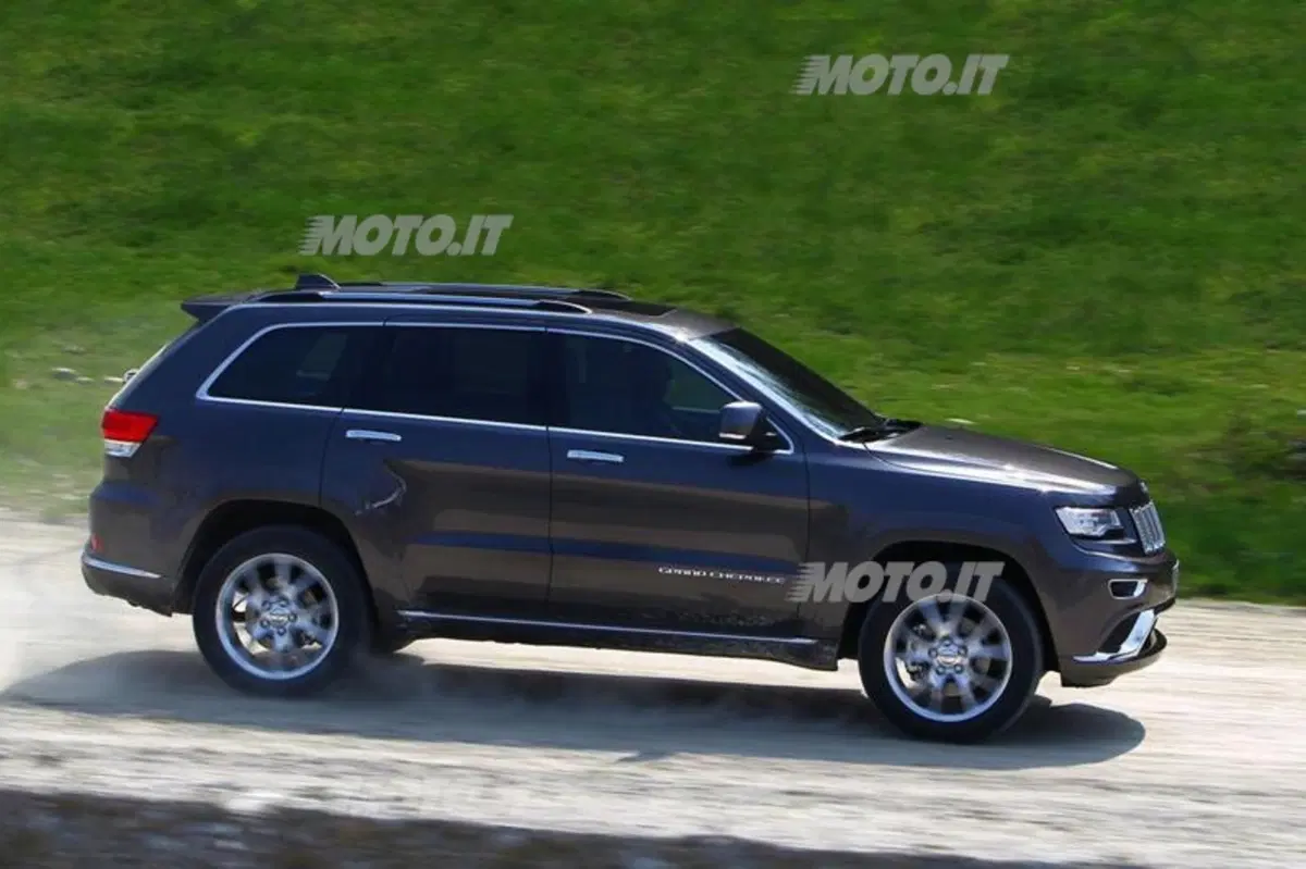 Jeep Grand Cherokee (26)