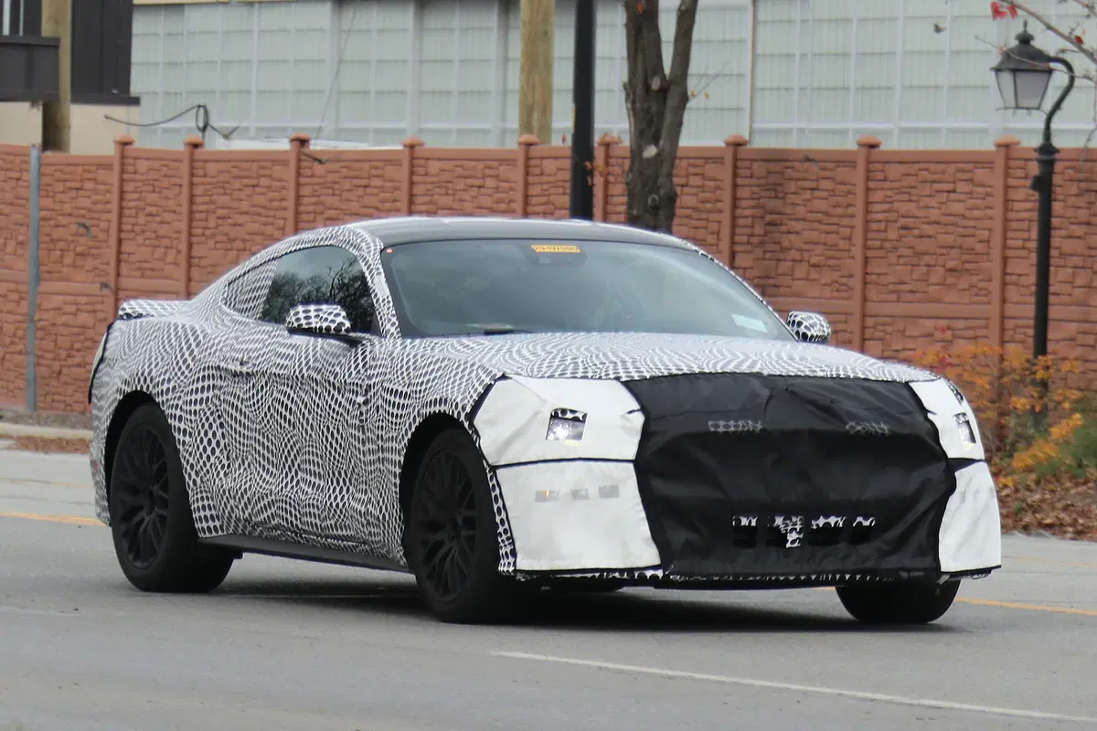 Ford Mustang 2018: le nostre foto spia (4)