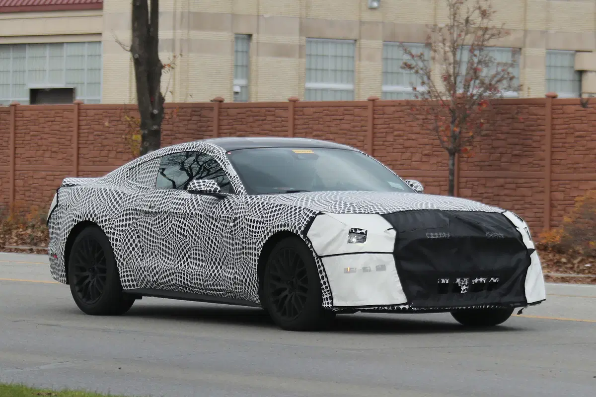 Ford Mustang 2018: le nostre foto spia (3)