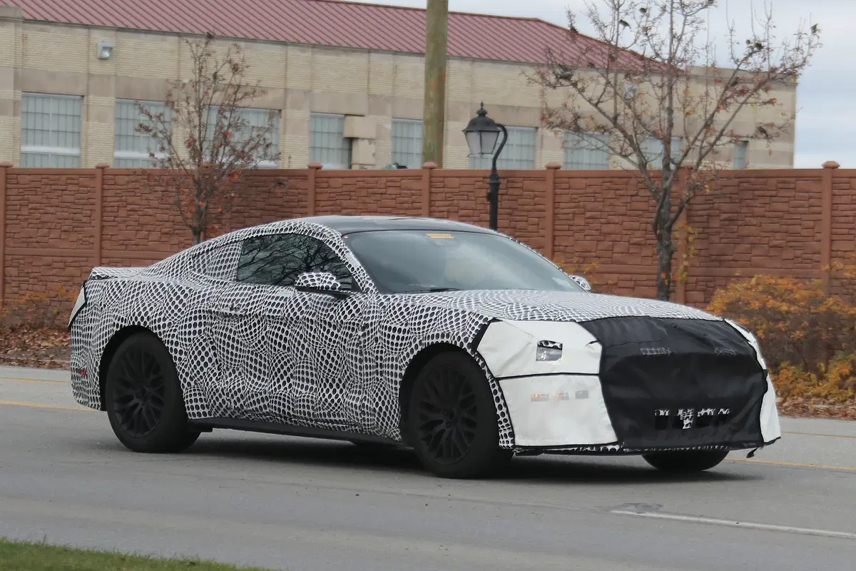 Ford Mustang 2018: le nostre foto spia (6)
