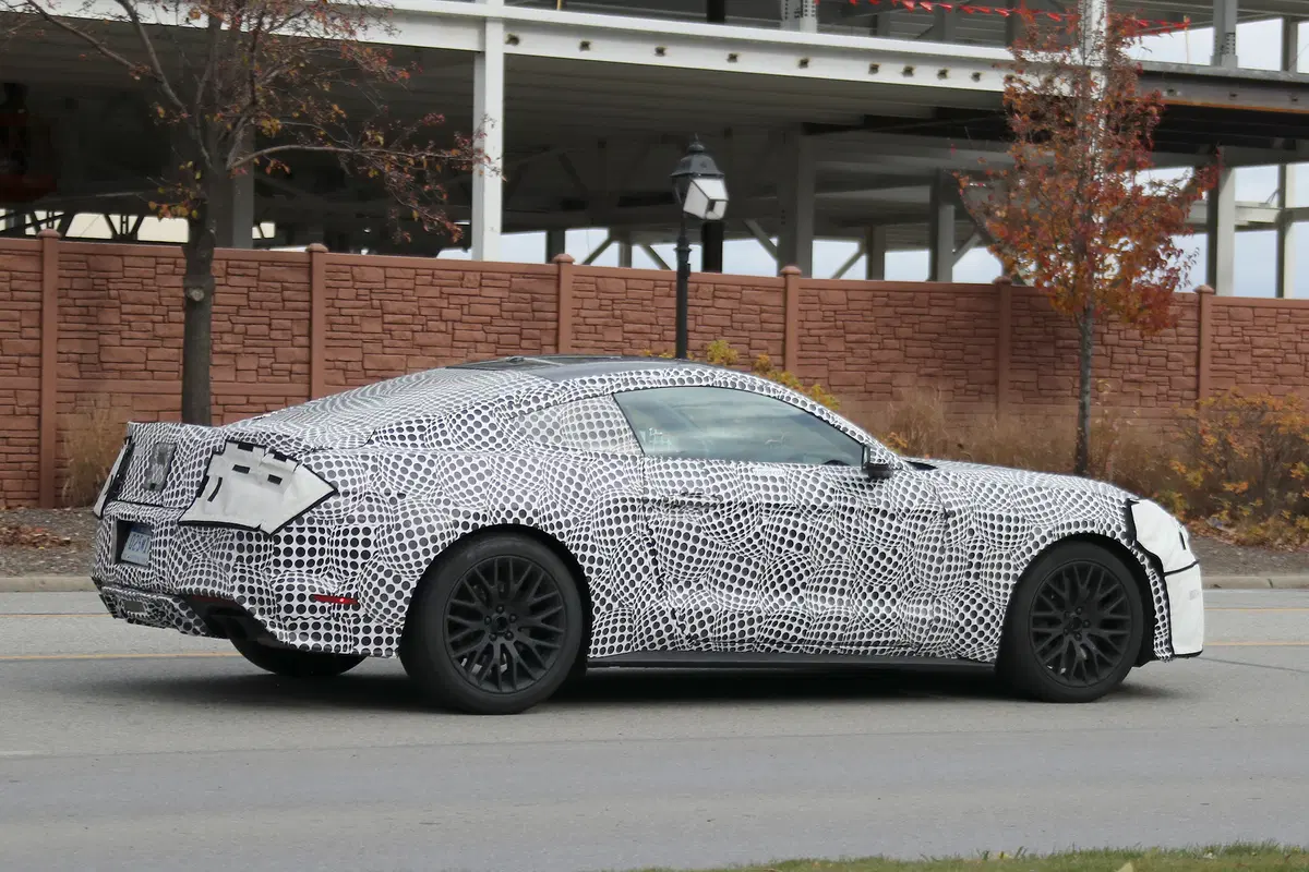 Ford Mustang 2018: le nostre foto spia (9)