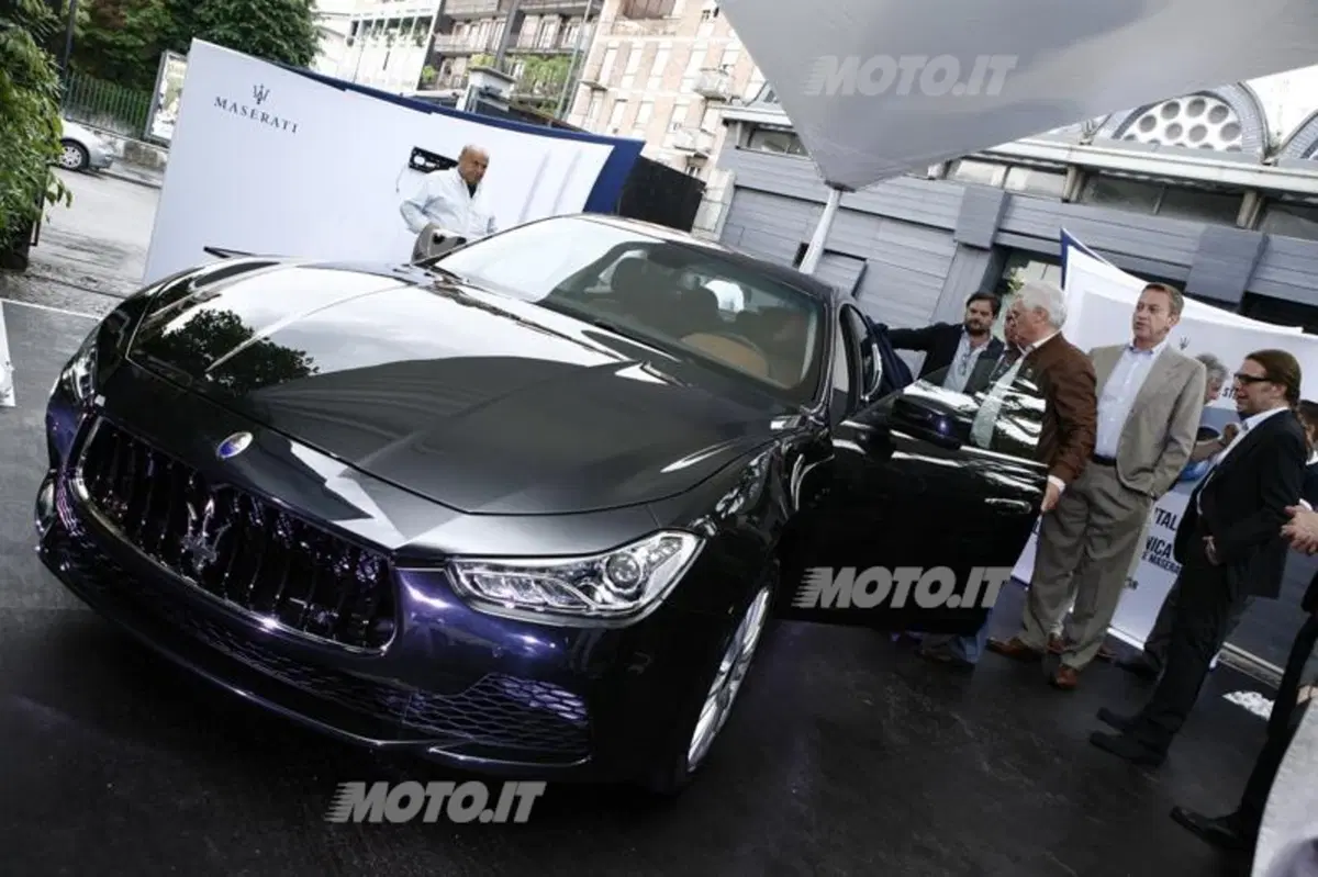 Maserati Ghibli: debutto VIP nel cuore di Milano