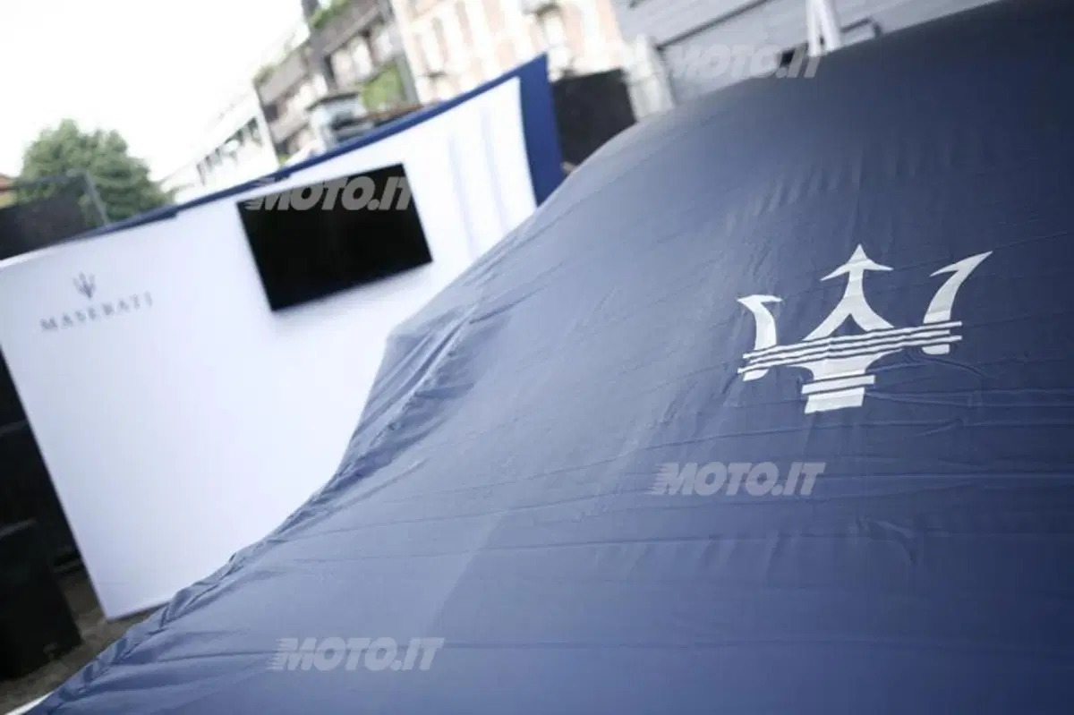Maserati Ghibli: debutto VIP nel cuore di Milano (4)