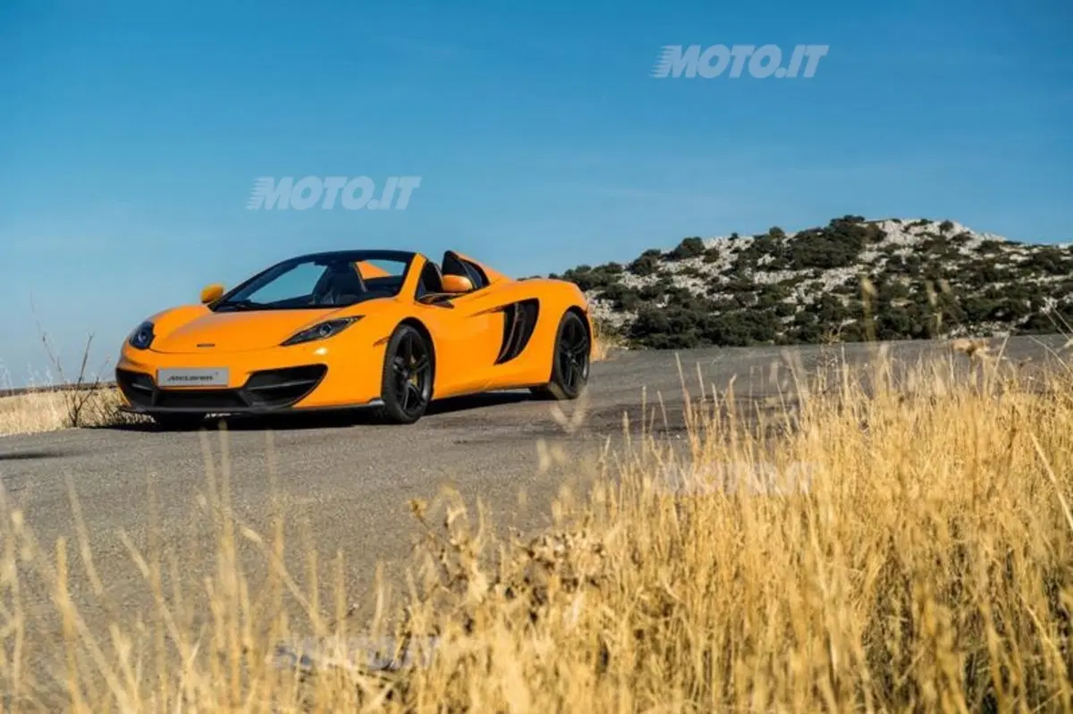 McLaren MP4-12C 50° anniversario (2)