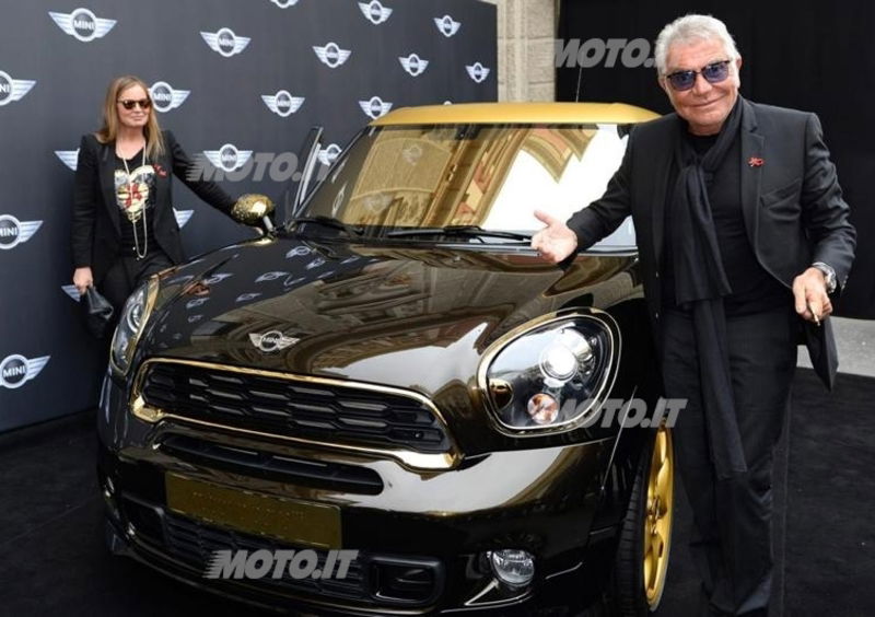 Life Ball 2013: svelata la Mini Paceman firmata da Roberto Cavalli