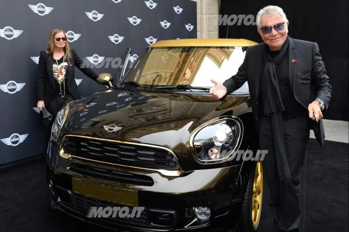 Life Ball 2013: svelata la Mini Paceman firmata da Roberto Cavalli