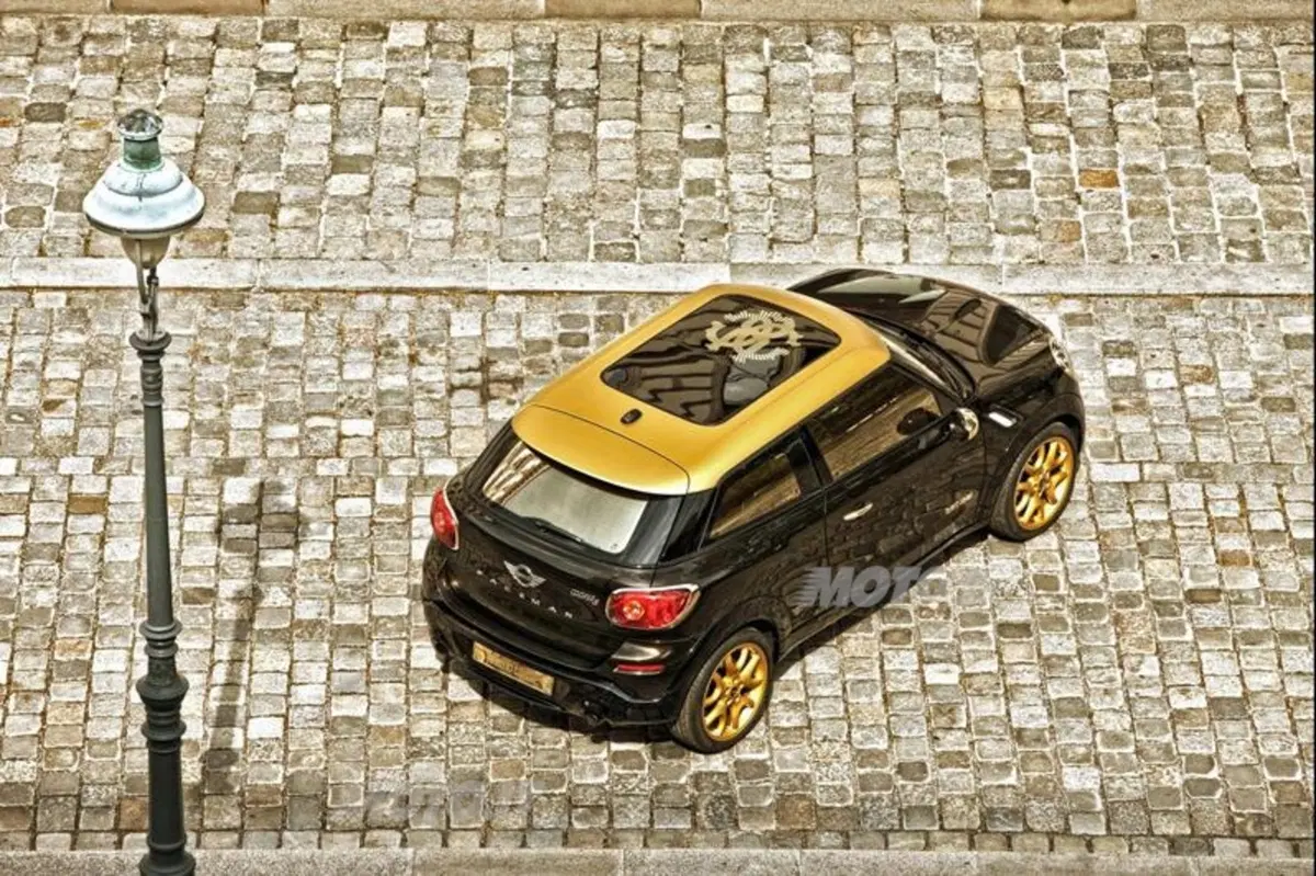Life Ball 2013: svelata la Mini Paceman firmata da Roberto Cavalli (11)