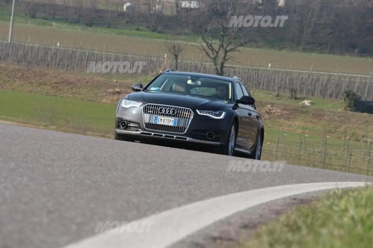 Audi A6 allroad quattro (11)