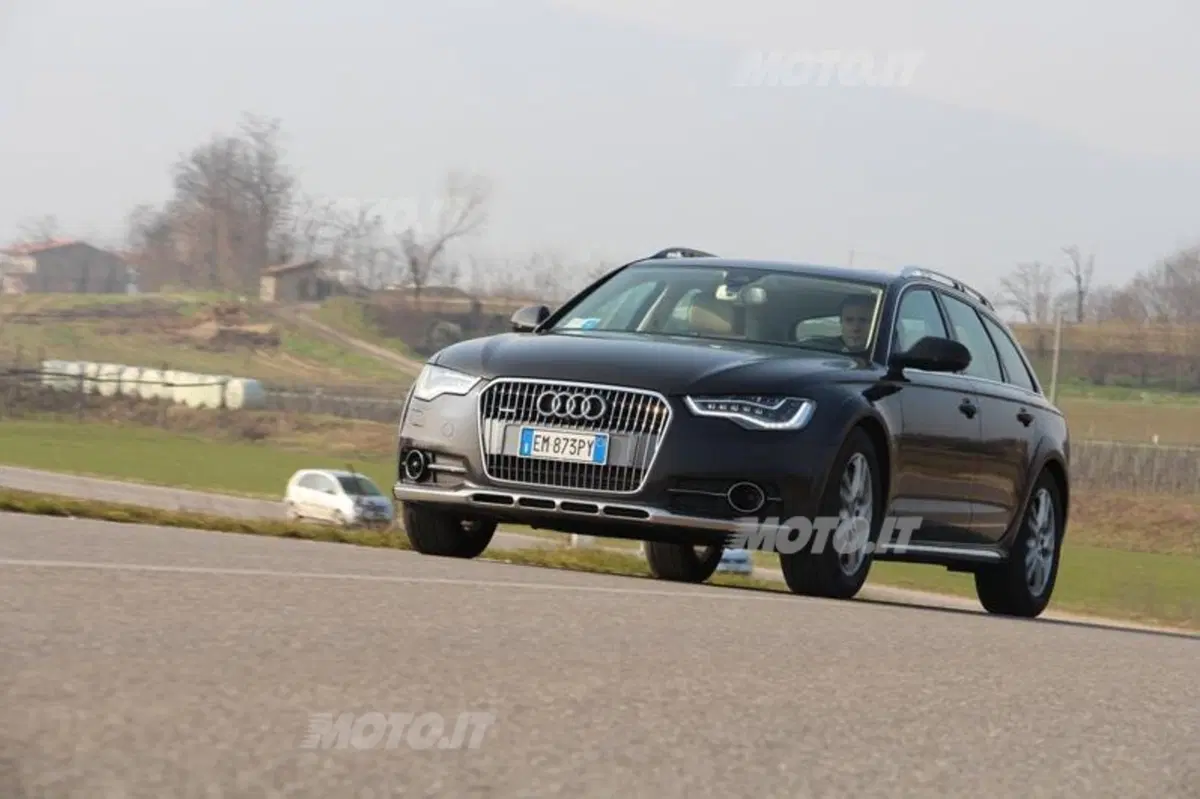 Audi A6 allroad quattro (22)