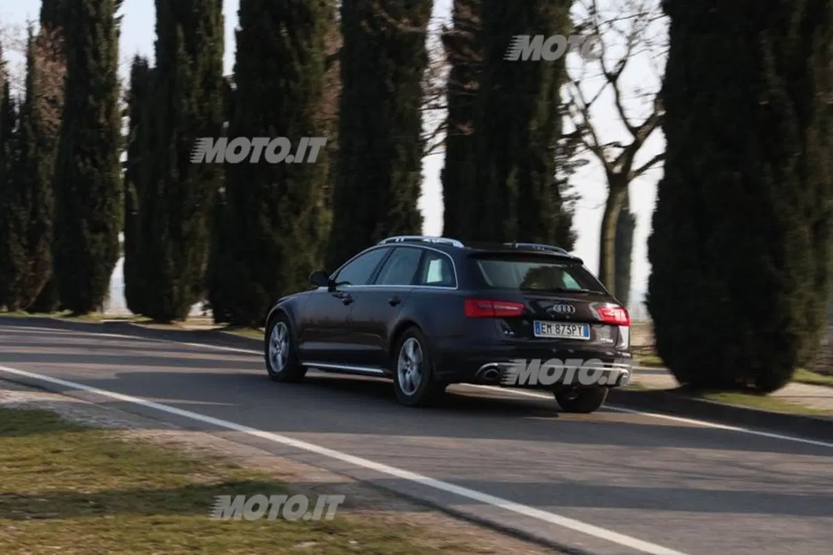 Audi A6 allroad quattro (25)