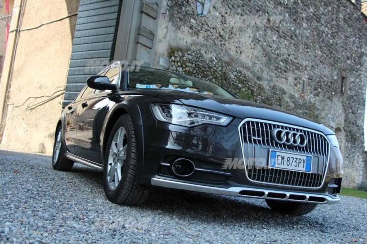Audi A6 allroad quattro (32)