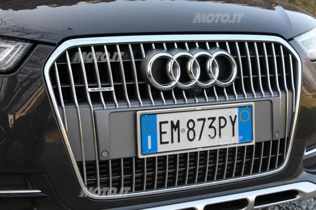 Audi A6 allroad quattro (65)