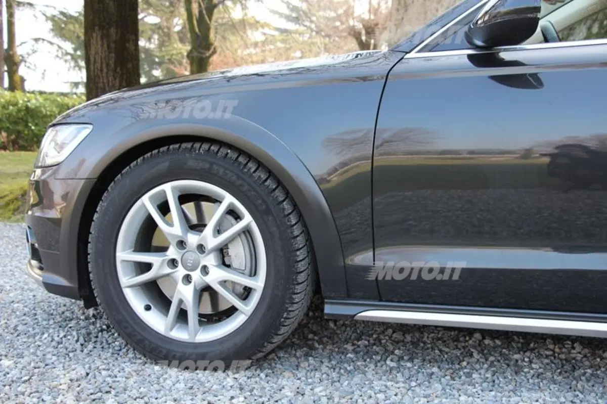 Audi A6 allroad quattro (69)