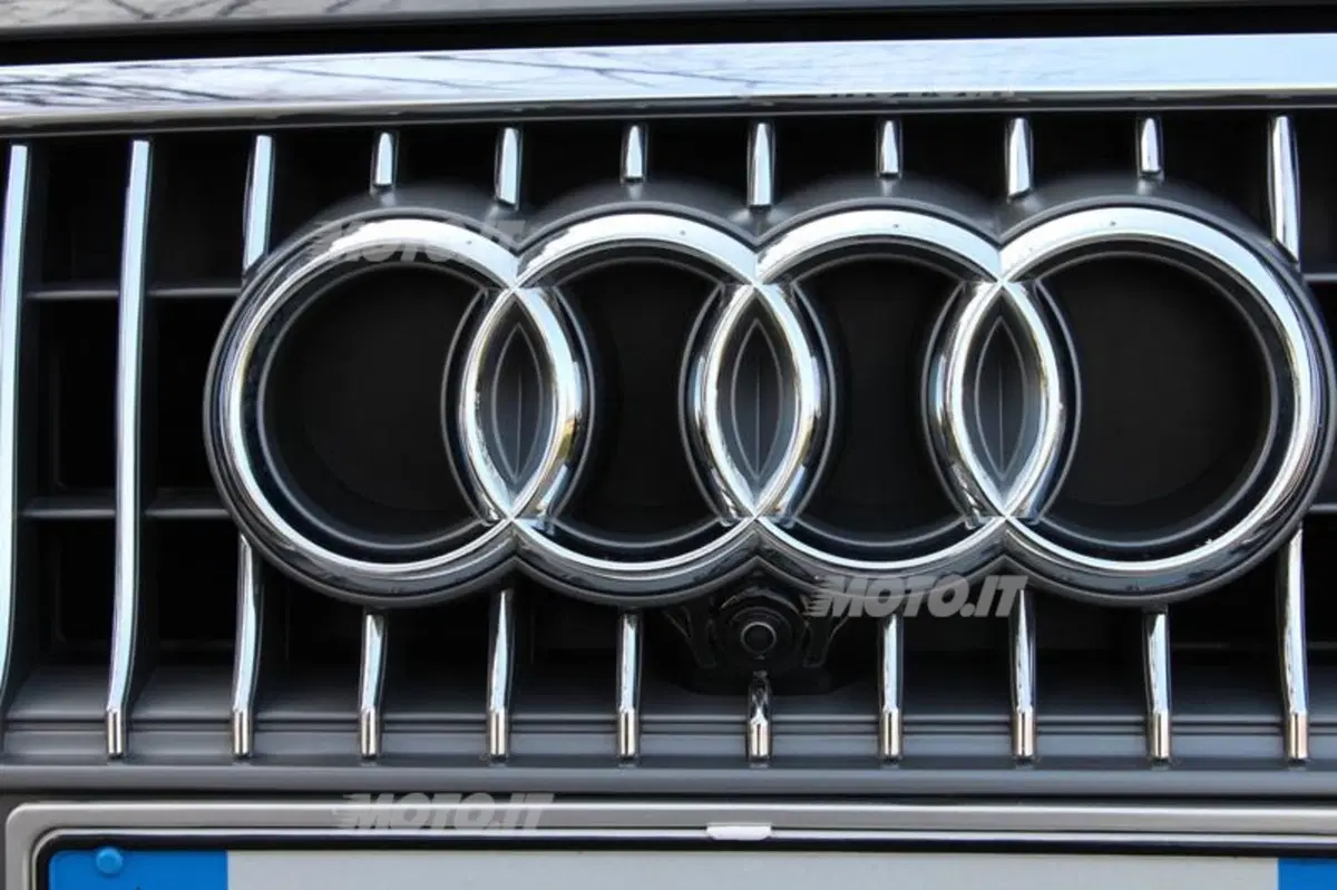 Audi A6 allroad quattro (70)