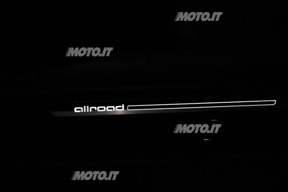 Audi A6 allroad quattro (74)