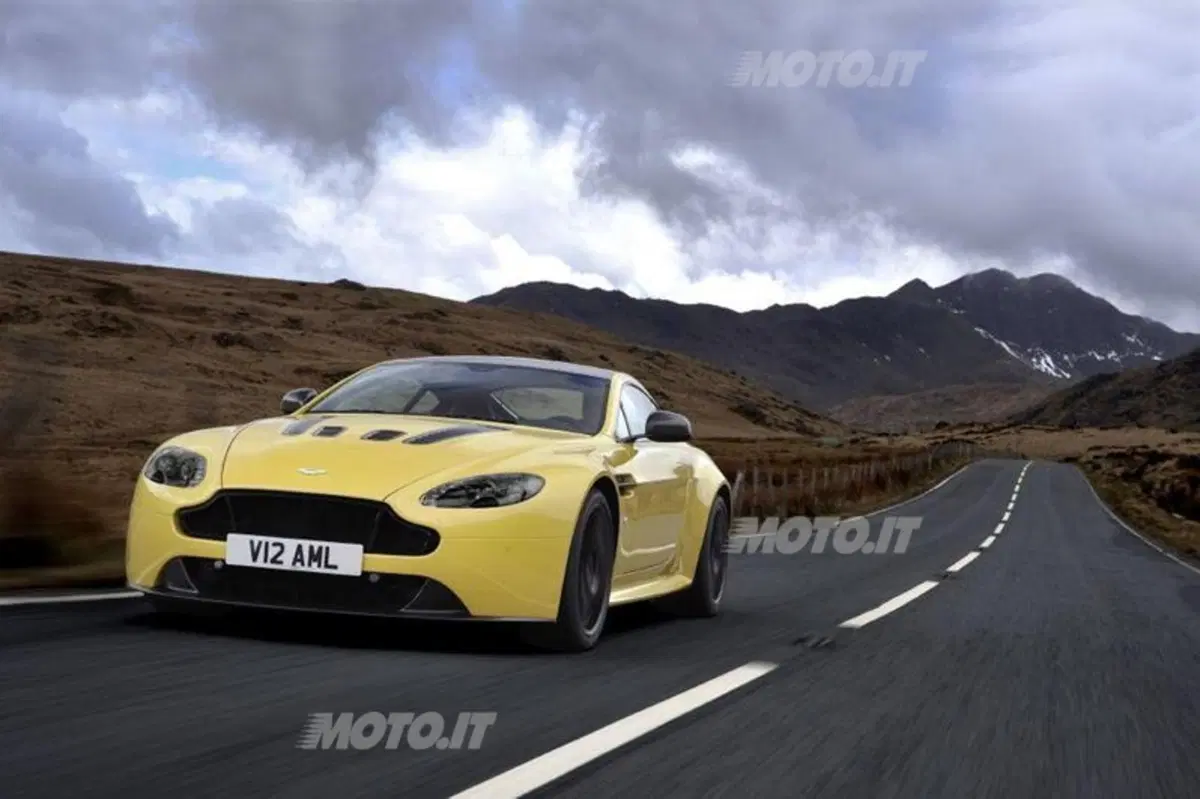 Aston Martin V12 Vantage S