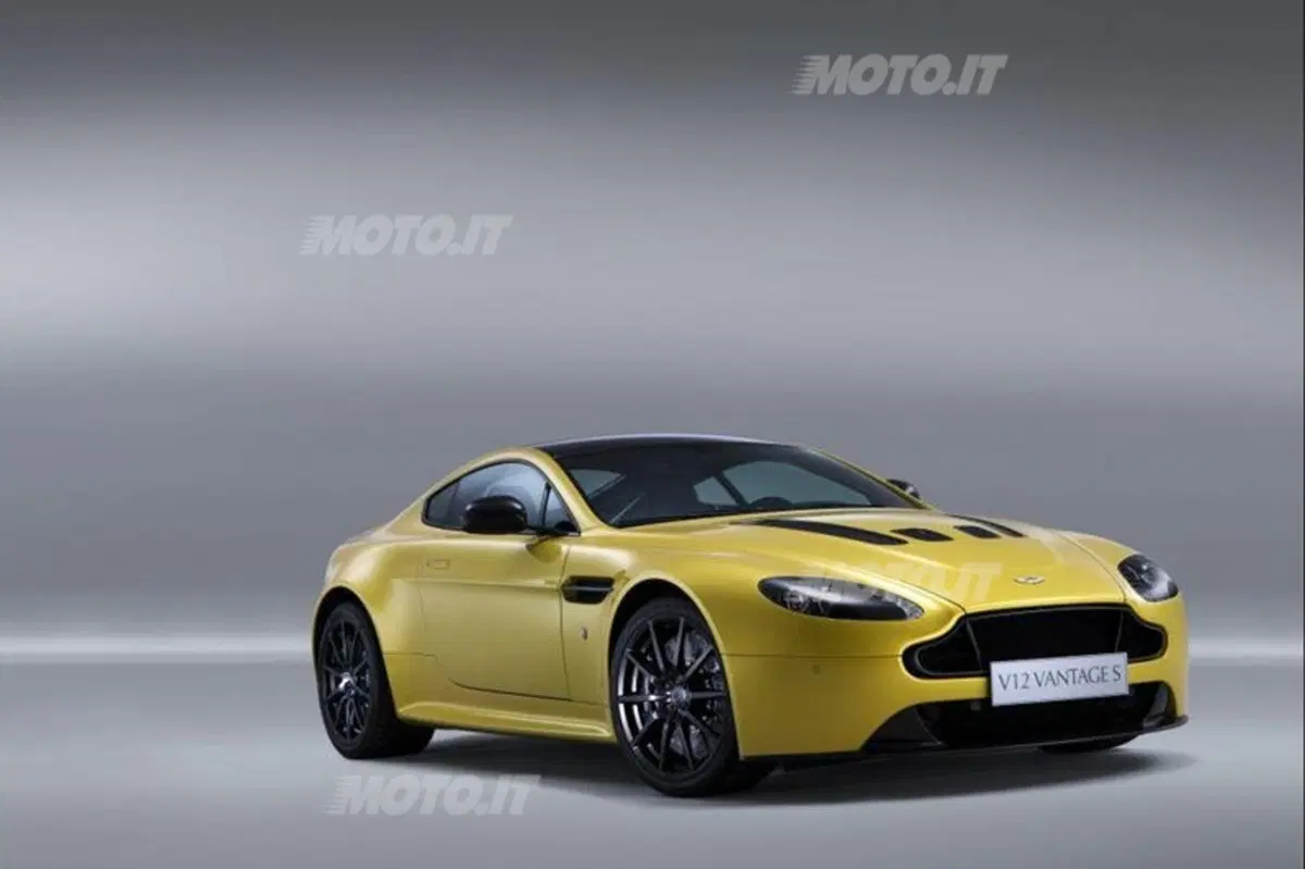 Aston Martin V12 Vantage S (10)