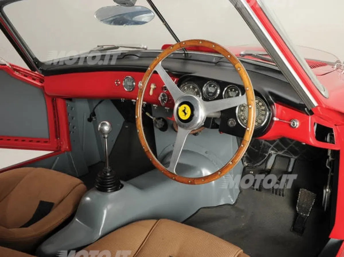 Ferrari 340/375 MM Berlinetta: battuta all’asta per 9.2 milioni di euro (3)