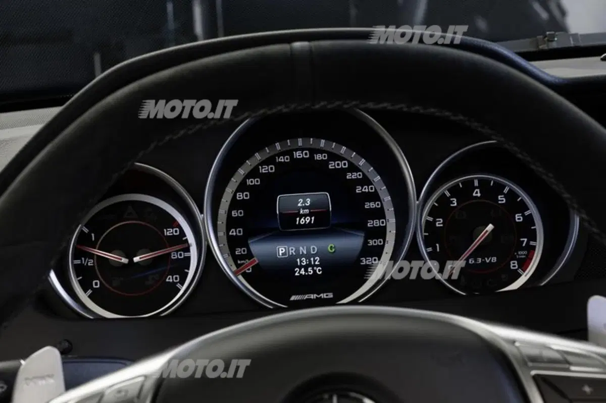 Mercedes-Benz C 63 AMG Edition 507: prezzi ed equipaggiamenti (12)