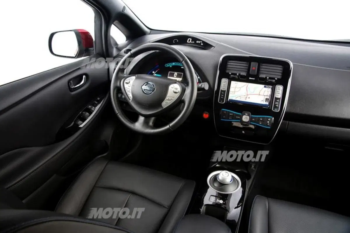 Nissan Leaf: 10.000 unità vendute in Europa (8)