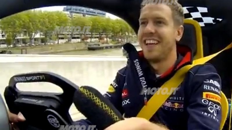 Sebastian Vettel: al volante di Renault Zoe, Twizy e Twizy F1 - Video