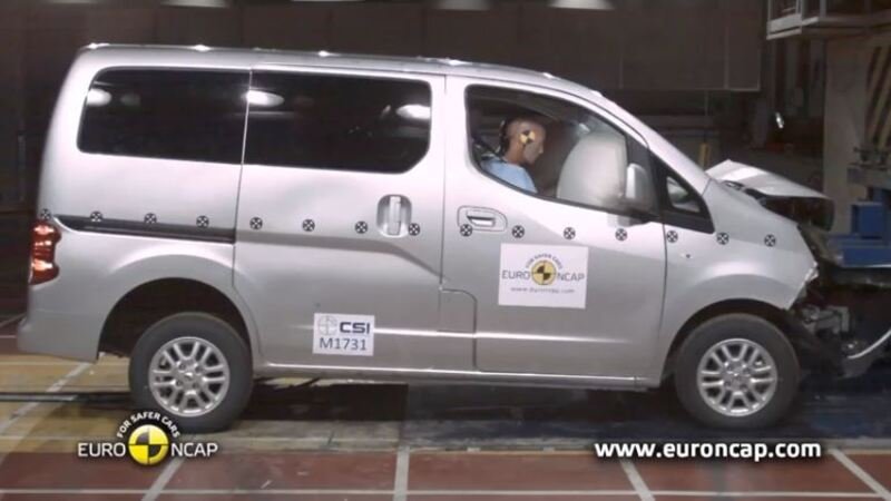 Euro NCAP: 3 stelle per Nissan Evalia
